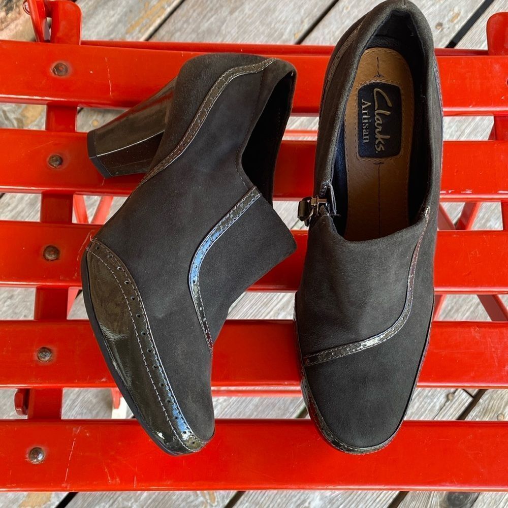 Clarks Leather Upper,Rubber Outsole Block Heel Booties